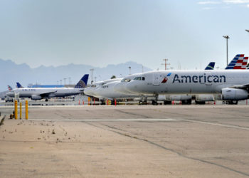 İki dev havayolu 32 bin personel çıkaracak