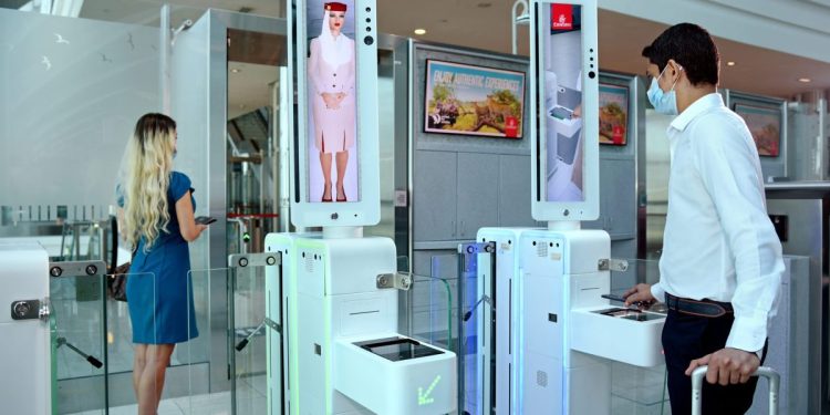 Emirates’ten entegre biyometrik yol uygulaması