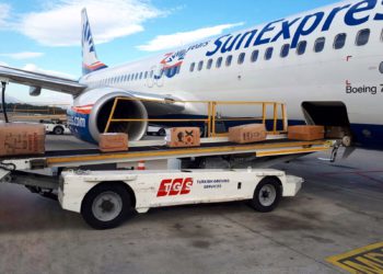 SunExpress’ten depremzedelere yardım eli