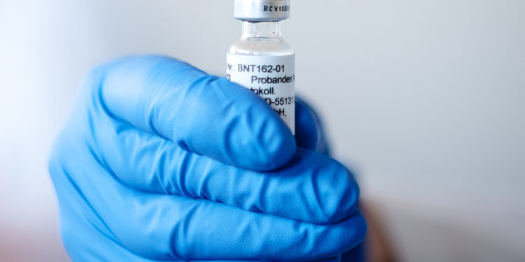 Havacılık sektörü Covid-19 aşısını bekliyor