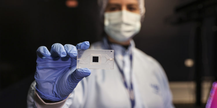 ASELSAN virüslere karşı yeni tanı sistemi geliştiriyor