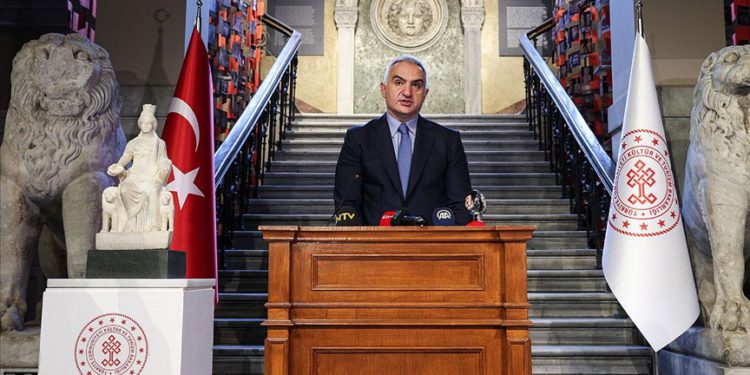 “Kybele heykeli artık ait olduğu topraklara, vatanına gelmiştir”