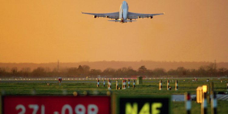 İngiliz havacılar hükümetten ek yardım istiyor