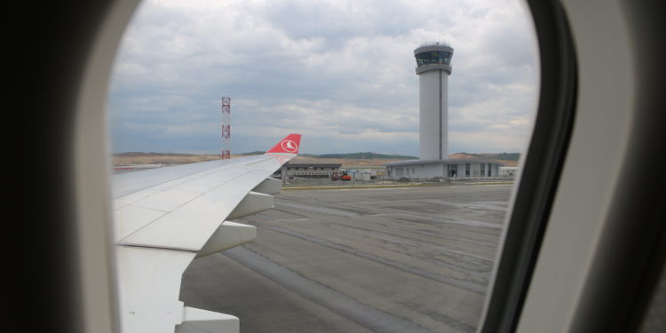 Uçak penceresinden İstanbul Havalimanı’nın ikinci kulesi
