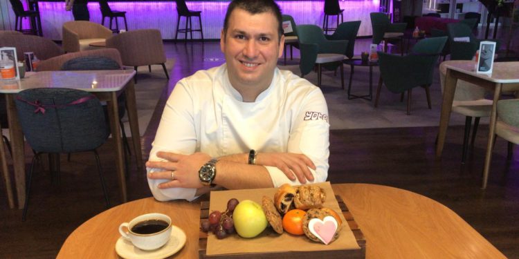 YOTEL İstanbul’un yeni şefi Sercan Dikmen oldu