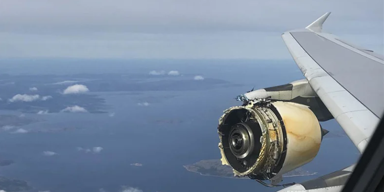 Uçağın havada motoru yanarsa ne olur?