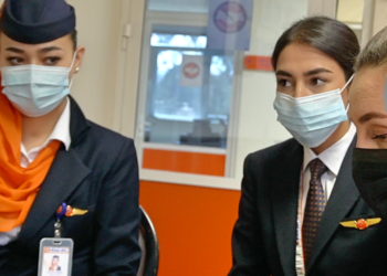 Afganistan’da tüm ekip kadın olarak yapılan özel uçuş