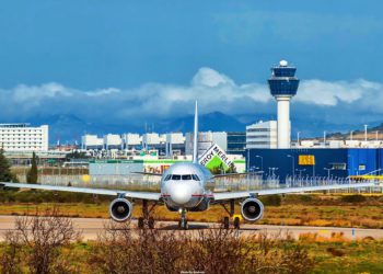 Yunanistan, Türkiye’ye uçuş kısıtlamasını kaldırdı