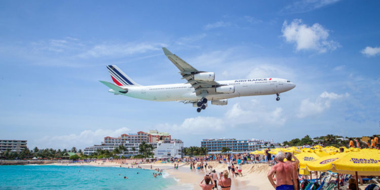 İniş manzarası en iyi 10 havalimanı