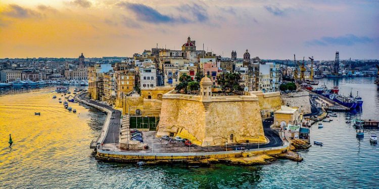 Malta’dan ülkeye gelen turistlere 200 euro destek