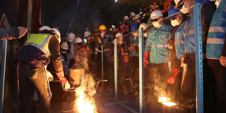 Sabiha Gökçen metrosunda ilk kaynak yapıldı