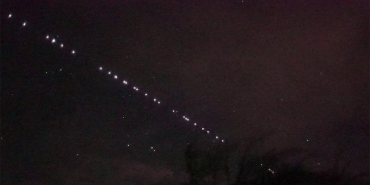 SpaceX’in Starlink uyduları Türkiye’den gözlendi