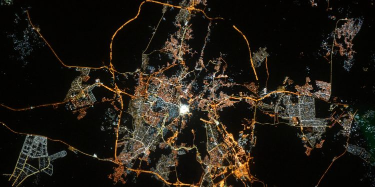 Fransız astronottan ‘Kabeli’ Ramazan Bayramı tebriği