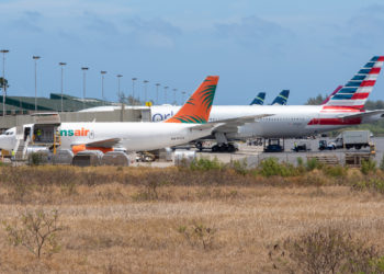 Boeing 737 kargo uçağı Hawaii açıklarında denize düştü