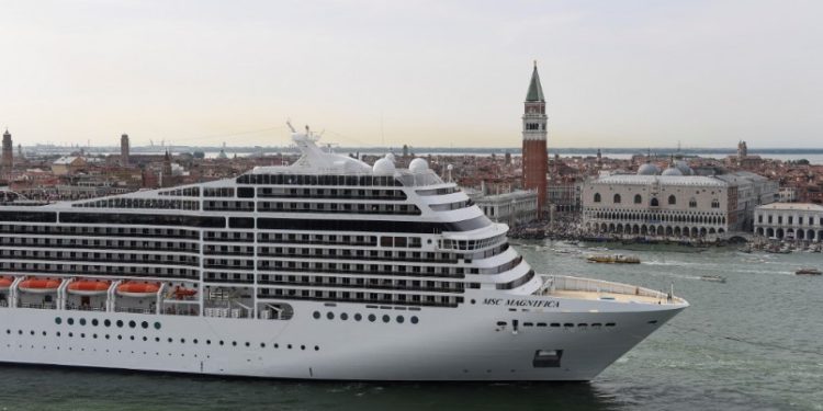 Kruvaziyer gemileri Venedik Lagünü’ne giremeyecek