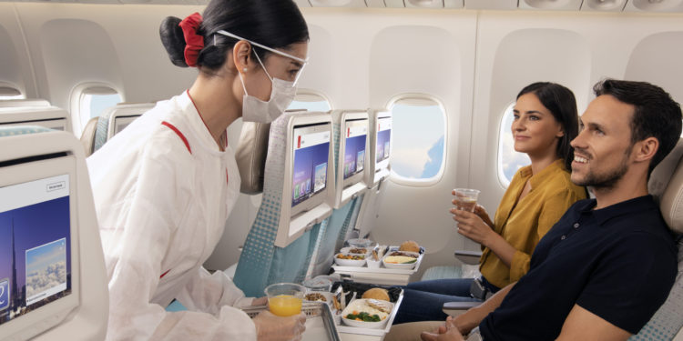 Emirates, 2 milyondan fazla yolcuya bilet değişikliği yaptı