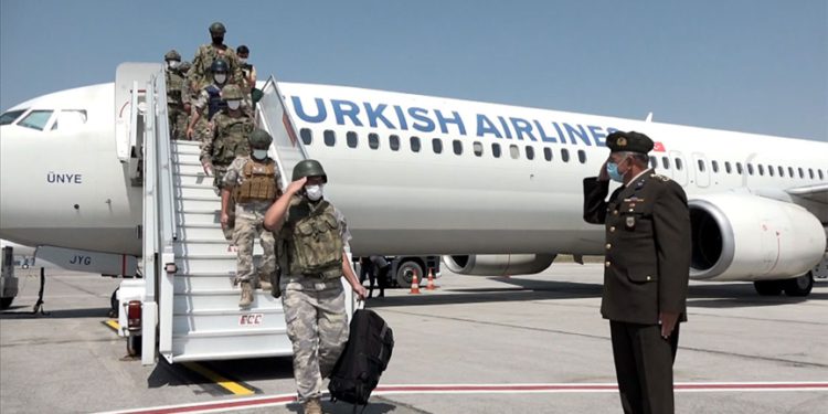 Afganistan’dan tahliye edilen ikinci TSK kafilesini taşıyan uçak Ankara’da