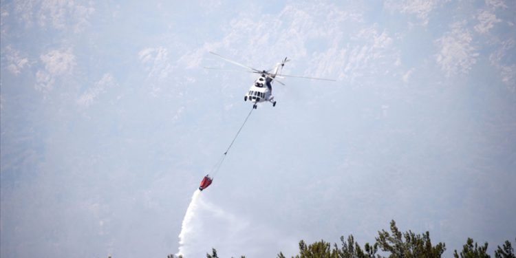 Orman yangınlarıyla mücadeleye ülkelerin hava aracı desteği sürüyor