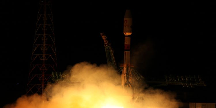 One Web’in 34 uydusu daha uzaya gönderildi