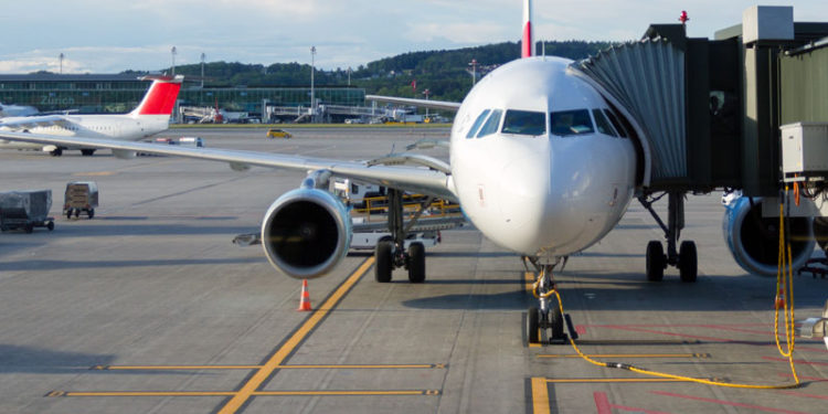 İran’a inen uçak Fly Service ruhsatını iptal ettirdi