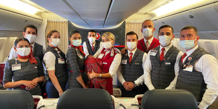 THY’nin Şikago uçuşunda mucize doğum