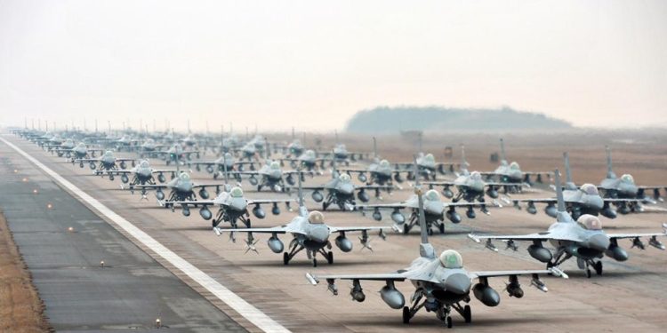 Endonezya Su-35’ten vazgeçti, F-15EX veya Rafale siparişi verecek