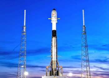 Türksat 5B uydusu fırlatma rampasına yerleştirildi