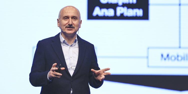 “Antalya Havalimanı ihalesi, Türkiye’ye güvenin kanıtı”