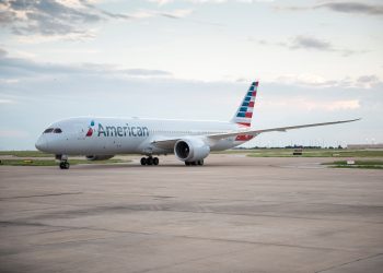 Boeing, 787’lerdeki gecikme için American Airlines’e para ödüyor