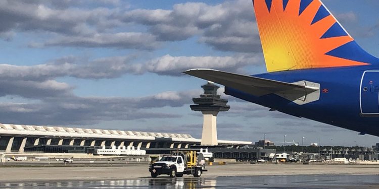 Allegiant Air’den 100 adet 737 MAX siparişi