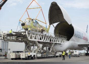 Airbus, Beluga uçağıyla en büyük kargoları taşımaya hazır