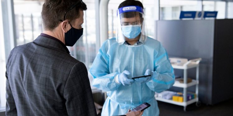 “Havalimanlarına değil halka test yapın”