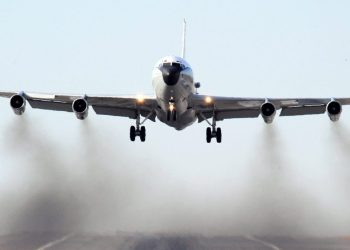 Amerika, “koklayıcı” uçağını Avrupa’ya konuşlandırıldı