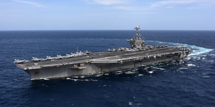 Türk boğazlarını ABD uçak gemisi mi koruyacak?
