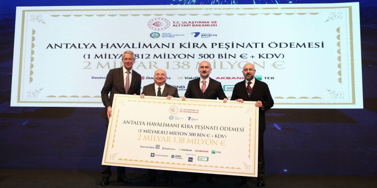 Fraport-TAV, Antalya Havalimanı’nın kira peşinatını ödedi