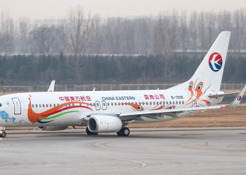 China Eastern Airlines’e ait Boeing 737 düştü