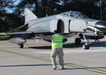 MSB: Uçak durdurucu sistemleri test edildi