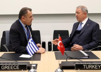 Bakan Akar, Yunan mevkidaşı Panagiotopoulos ile görüştü