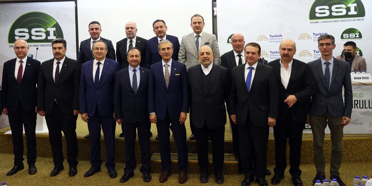 Savunma sanayinde ihracat hedefi 4 milyar dolar