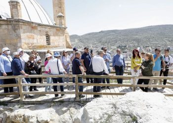 Turizm geliri yılın ilk çeyreğinde yüzde 122,4 arttı