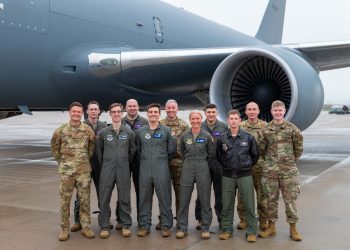 USAF’ten tanker uçağında 24 saatlik rekor uçuş