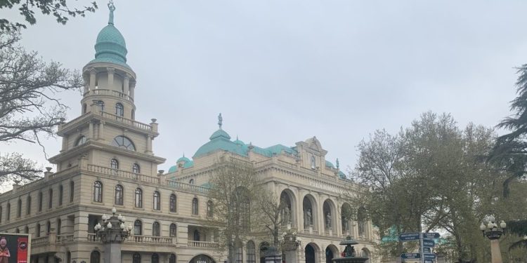 Azerbaycan-Gence’de bir gün