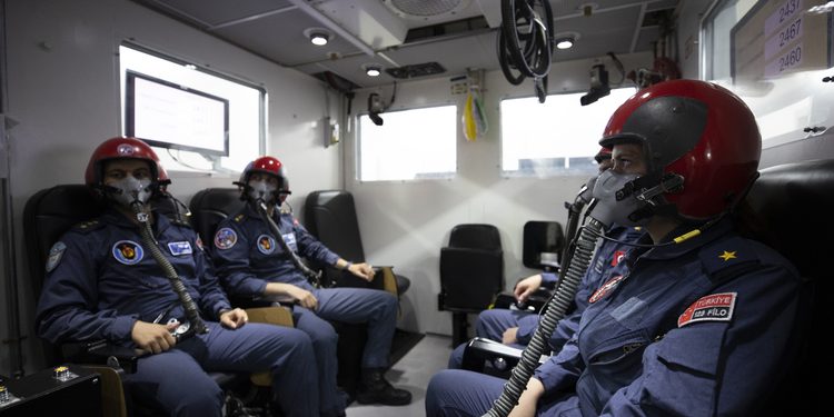 Savaş pilotları hangi zorlu testlerden geçiyor?