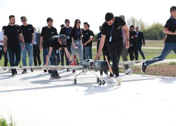 ‘Türkiyeyi uçuracak’ mühendisler işe İHA ile başlıyor