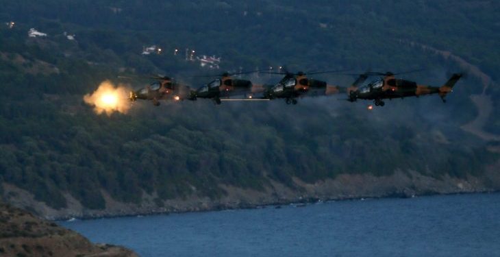 Efes 2022 Tatbikatı gece atışlarında milli silahlardan tam isabet