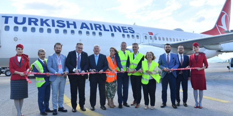 THY, Karadağ’ın sahil kenti Tivat’ı uçuş ağına ekledi