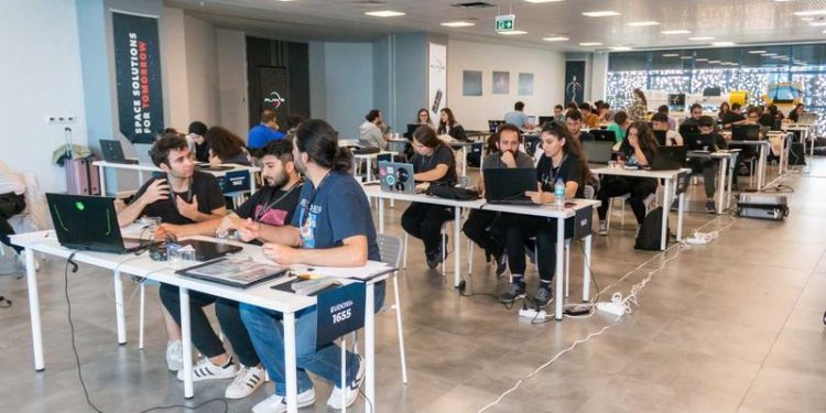 GUHEM’de yapılan ‘Space Hackathon’ yarışması sona erdi