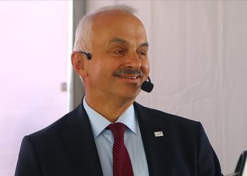 Temel Kotil: MMU, F-22 ve F-35’in arasında olacak