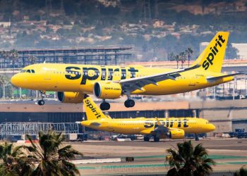 Spirit Airlines, Frontier ile birleşme oylamasını erteledi