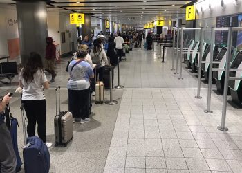 İngiltere’de havalimanı kaosu